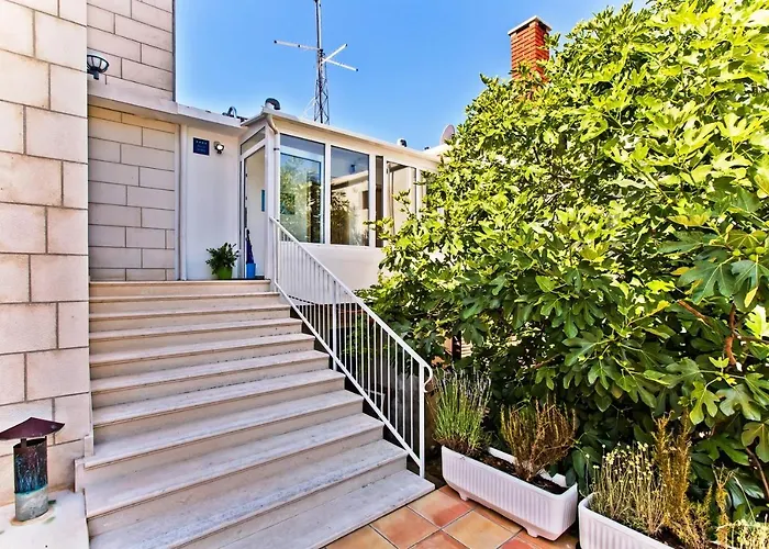 Gæstehus St. Nicholas Hvar Town