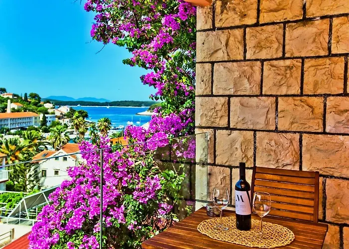 St. Nicholas Pensjonat Hvar Town