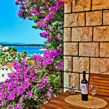 St. Nicholas Affittacamere Hvar Town