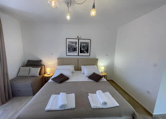 St. Nicholas Gostinjska kuća 4*