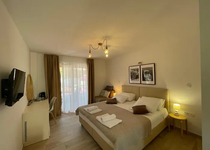 St. Nicholas Πανσιόν