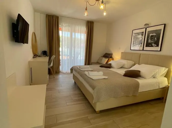 St. Nicholas Gostinjska kuća